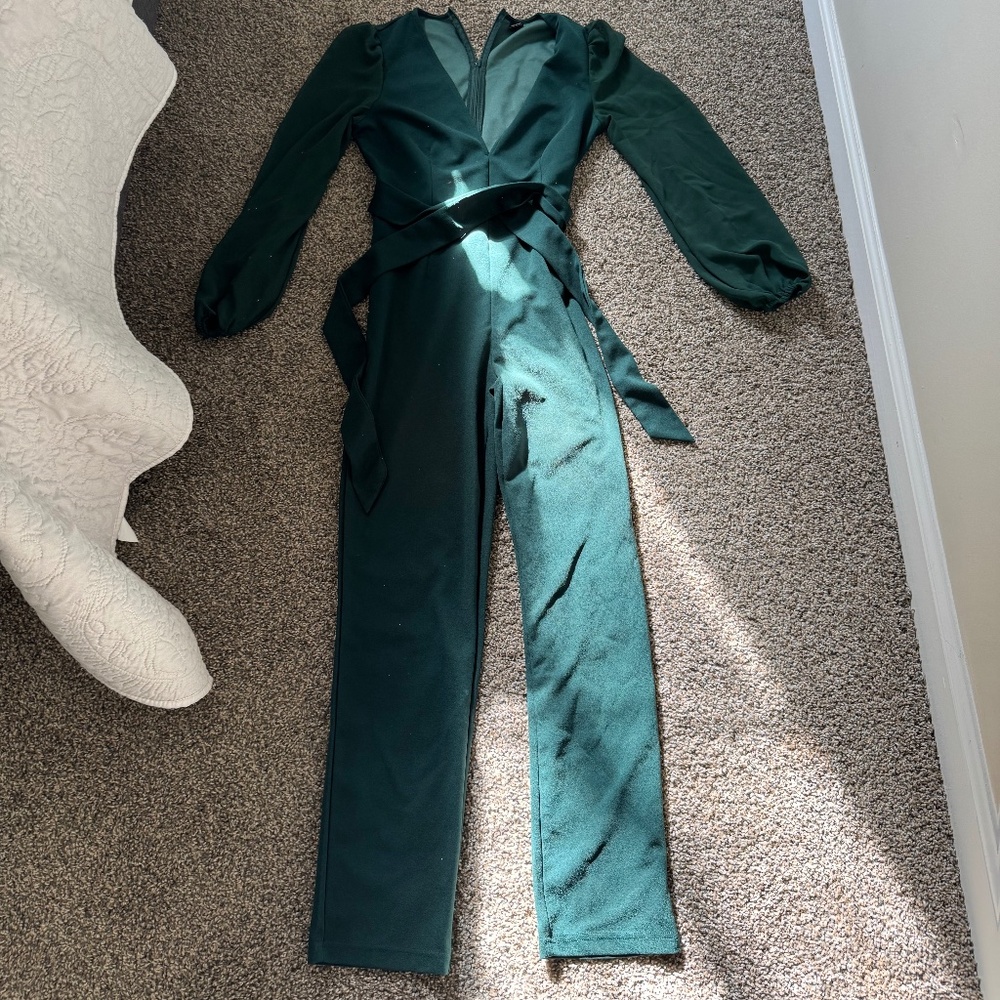 V-neck Lantern Sleeve Belted Solid Jumpsuit